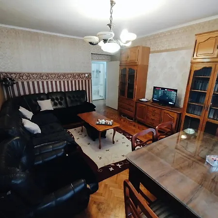 아파트 Stan Sa Saunom 노비사드